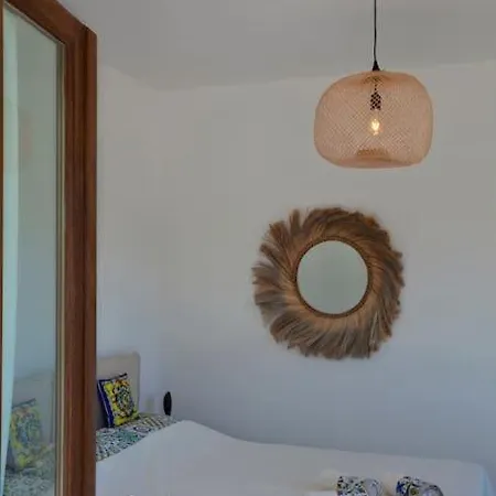 ベッド・アンド・ブレックファスト Ravissante Maison Bleue - Azzura リーパリ