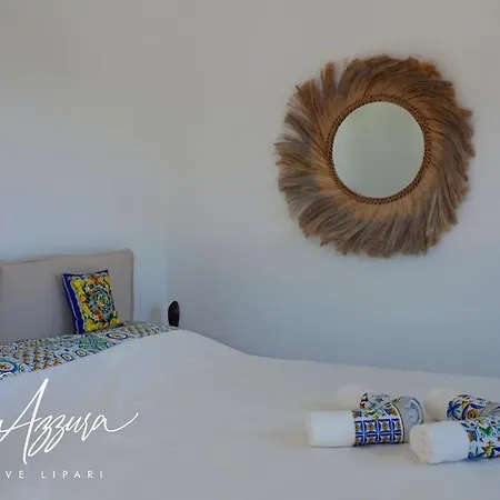 Ravissante Maison Bleue - Azzura Couette-café