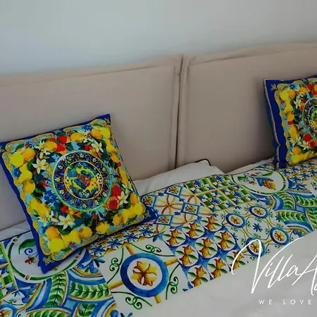 Ravissante Maison Bleue - Azzura